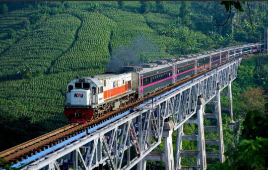KAI Hadirkan Sarana Stainless Steel New Generation pada KA Gajayana dan Parahyangan Mulai 10–11 Januari 2026