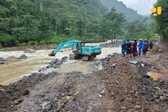 Kementerian PU Tangani Tanggul Jebol Terdampak Bencana di Sejumlah Wilayah Jawa Tengah