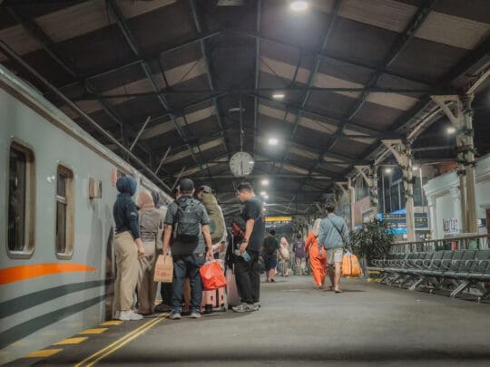 Sambut Long Weekend Isra’ Mi’raj Nabi Muhammad SAW, KAI Daop 6 Kerahkan KA Tambahan