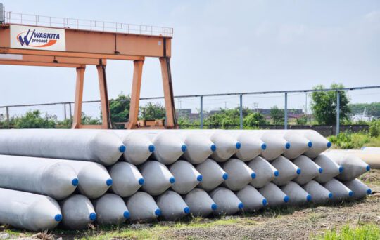 Dipercaya pada Proyek Energi Strategis, WSBP Suplai 11.089 Batang Spun Pile untuk Proyek UCC Tangguh di Papua Barat