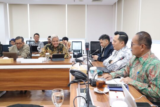 BPH Migas Dorong Roadmap FSRU untuk Perkuat Keandalan Pasokan Gas Bumi di Jawa Timur