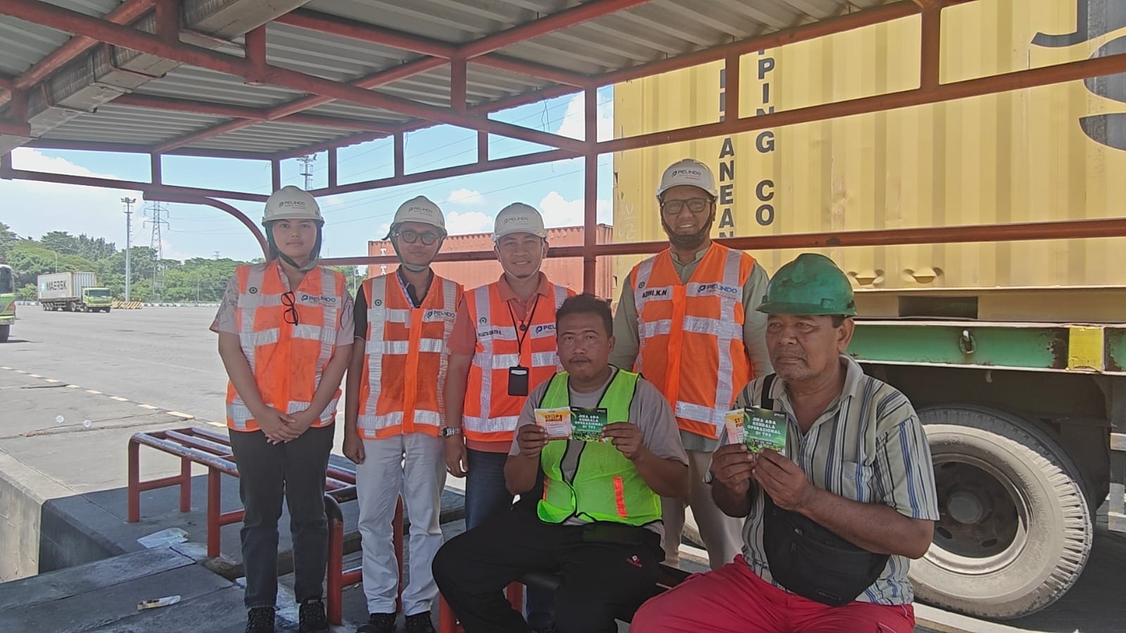 TPS Perkuat Komitmen Pelindo Bersih melalui Sosialisasi SMAP kepada Pengemudi Truk Eksternal