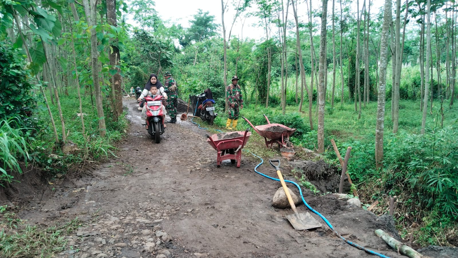 TPT TMMD Ke-128 Rampung, Warga Dusun Klagin Tak Lagi Khawatir Lintasi Jalan Rawan Longsor