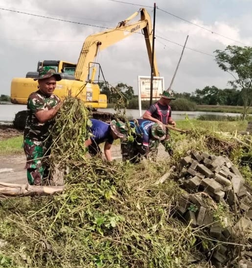 Alat Berat Dikerahkan, TMMD ke 128 Gresik Pulihkan Fungsi Waduk Lingsir