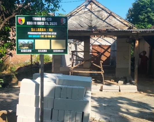 Papan Nama TMMD Terpasang, Renovasi Rumah Ibu Saelah Siap Dikerjakan
