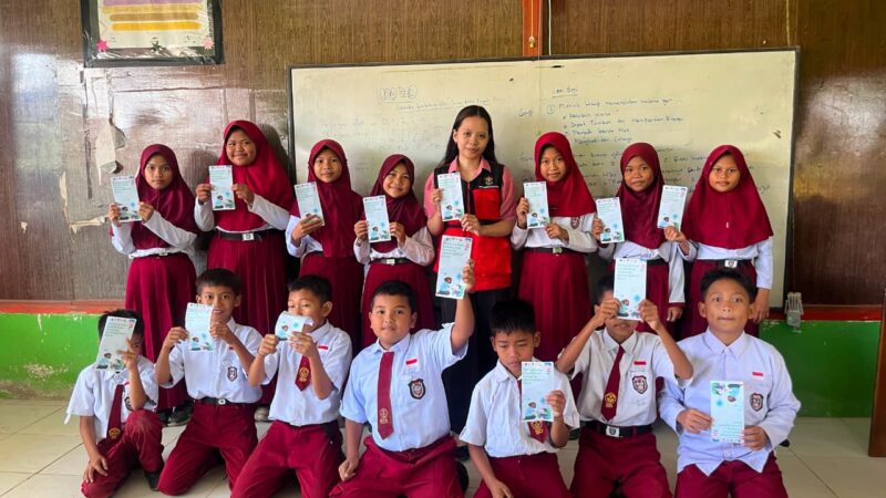 Mahasiswa KKN Profesi Kesehatan Angkatan 69 Gelombang 116 Universitas Hasanuddin melaksanakan penyuluhan Pencegahan Diare pada siswa kelas V UPT SD NEGERI 2 TETEAJI