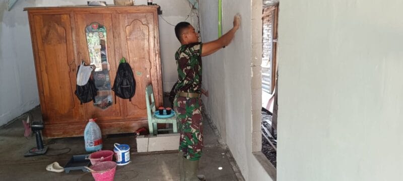 Pekerjaan Finishing Dikebut, RTLH Ibu Jasmiati Siap Menjadi Hunian yang Lebih Layak