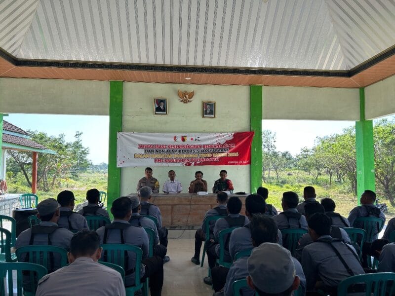 Satu Ilmu Bisa Selamatkan Nyawa, Satgas TMMD Ajarkan First Aid kepada Warga Kesongo