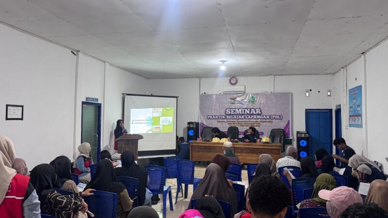 Mahasiswa KKN Profesi Kesehatan Unhas Angkatan 69 Edukasi Penggunaan Obat Rasional Melalui Program DAGUSIBU di Desa Bina Baru