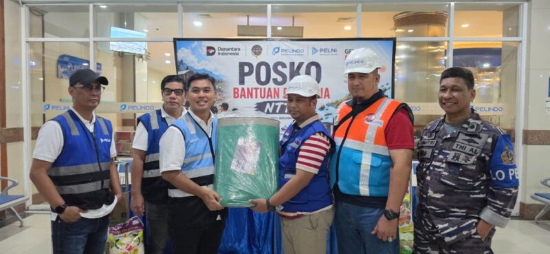 KSOP Utama Tanjung Perak dan Pelindo Group Salurkan Bantuan Korban Gempa NTT melalui Kapal PELNI MV. Tidar
