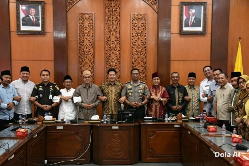 DPRD Sidoarjo Desak Revisi Perda: Bersihkan Sidoarjo dari Miras Ilegal dan Prostitusi, Bupati Tegaskan Penertiban Tanpa Tebang Pilih    