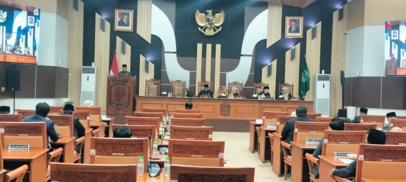 Pemkab Pasuruan Ajukan P-APBD 2026:  PAD Naik, Efisiensi Tetap Jaga Prioritas Pendidikan dan Kesehatan