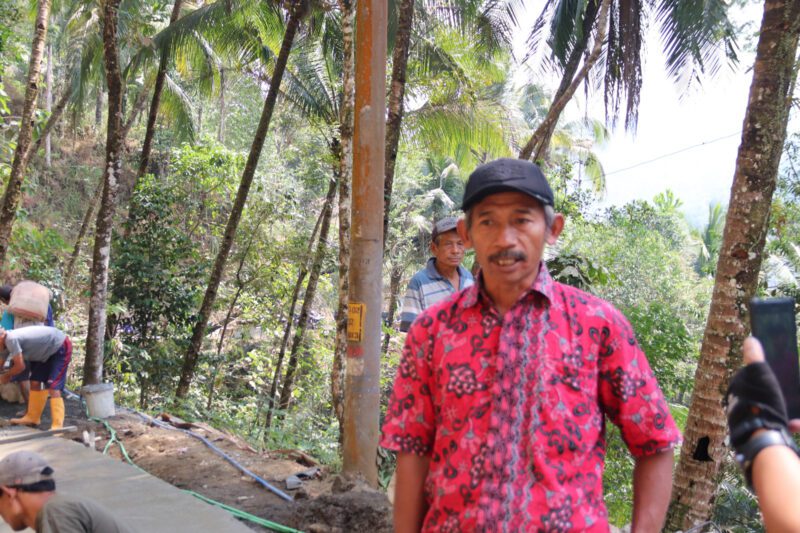 Pak Waryo Bersyukur TMMD Wujudkan Harapan Lama Warga Gumelem Kulon