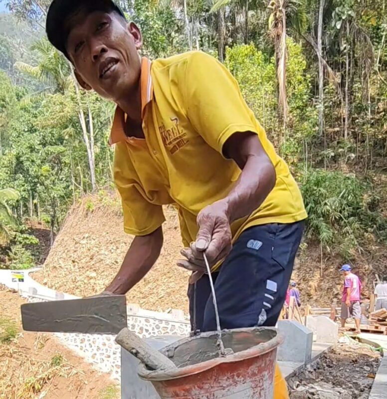Sudah Alus Gara-Gara TNI Pak Har Rasakan Perubahan Jalan Gumelem Kulon