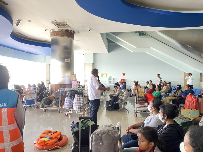 Pelindo Perkuat Budaya K3, Edukasi Keselamatan bagi Calon Penumpang di GSN